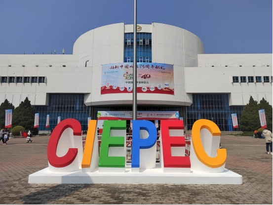 18����luck��(�й�)-�ٷ���վ